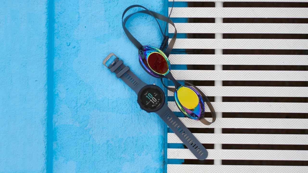 Garmin Swim 2 Swim Anywhere. Train Everywhere. Swimmer's Daily