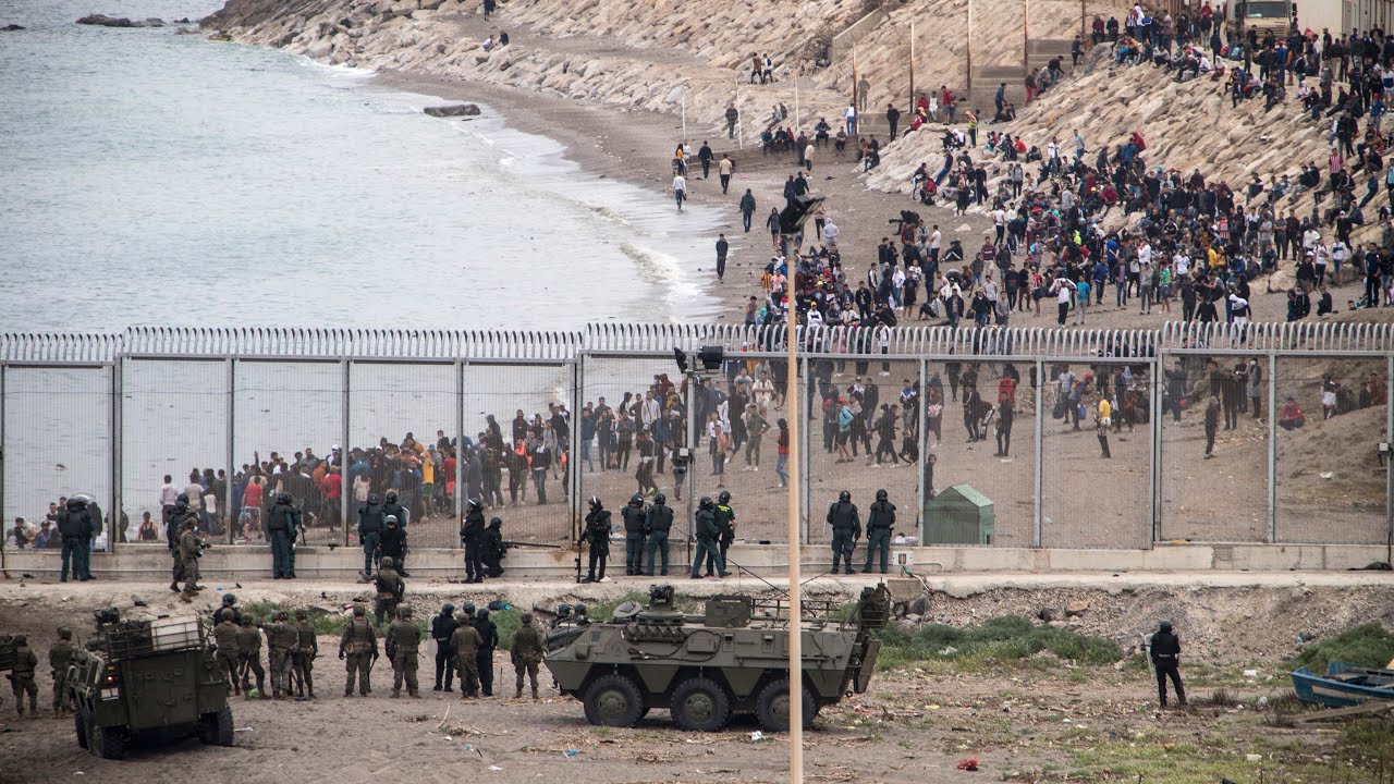 Ceuta: Children Among Thousands of Migrants in Desperate Swim From Morocco to Spanish Enclave