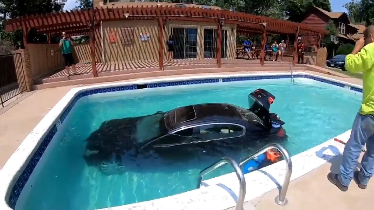 Teen Drives Car Into Swimming Pool | Inside Edition