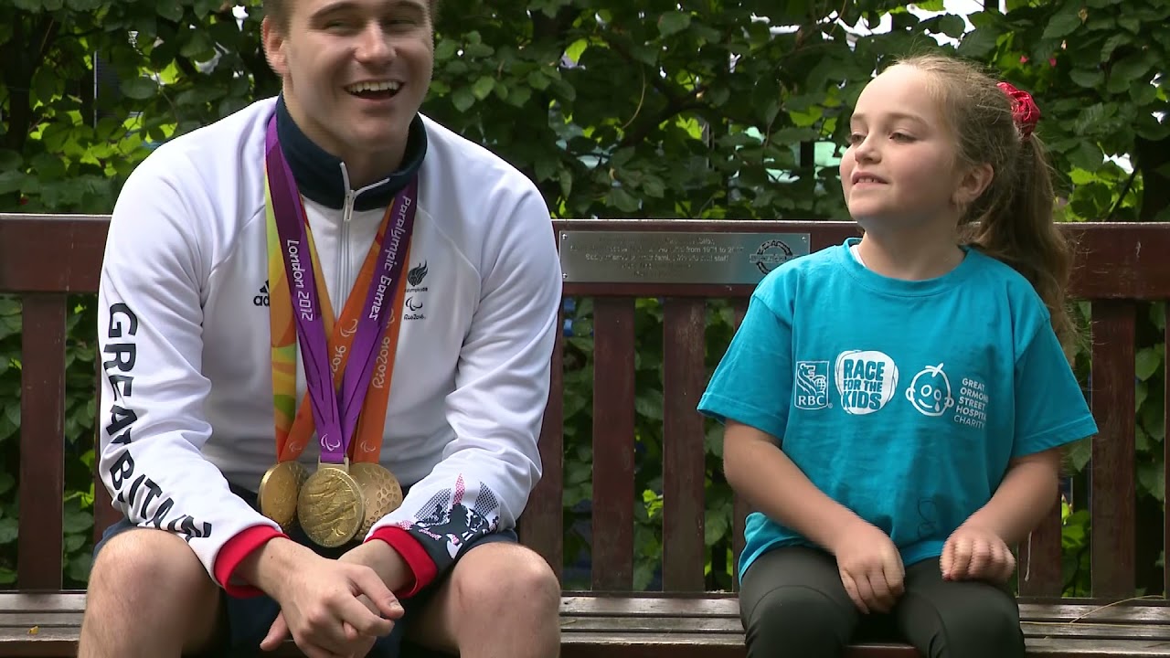 Olympic and Paralympic stars surprise children at Great Ormond Street Hospital | 5 News