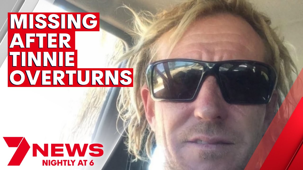 Man Missing After Boat Overturns Near Manly | 7NEWS