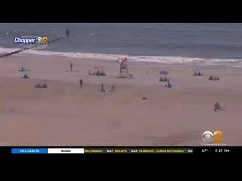 Jacob Riis Park Closed to Swimming Due to Bacteria | CBS New York