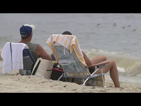 Swimming resumes at Jacob Riis Park in Queens | FOX 5 New York￼