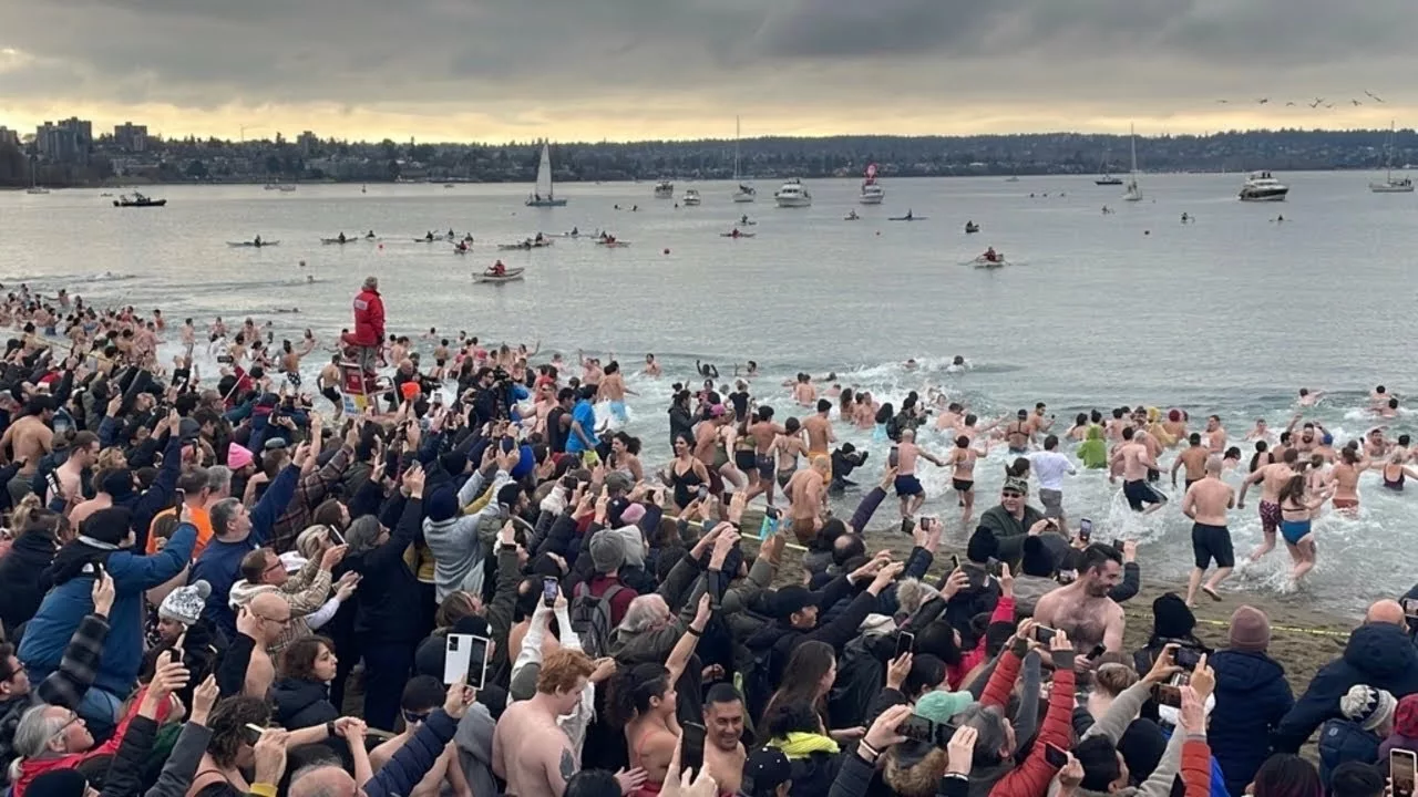Vancouver’s Annual Polar Bear Swim Returns to English Bay After Two Years | CityNews