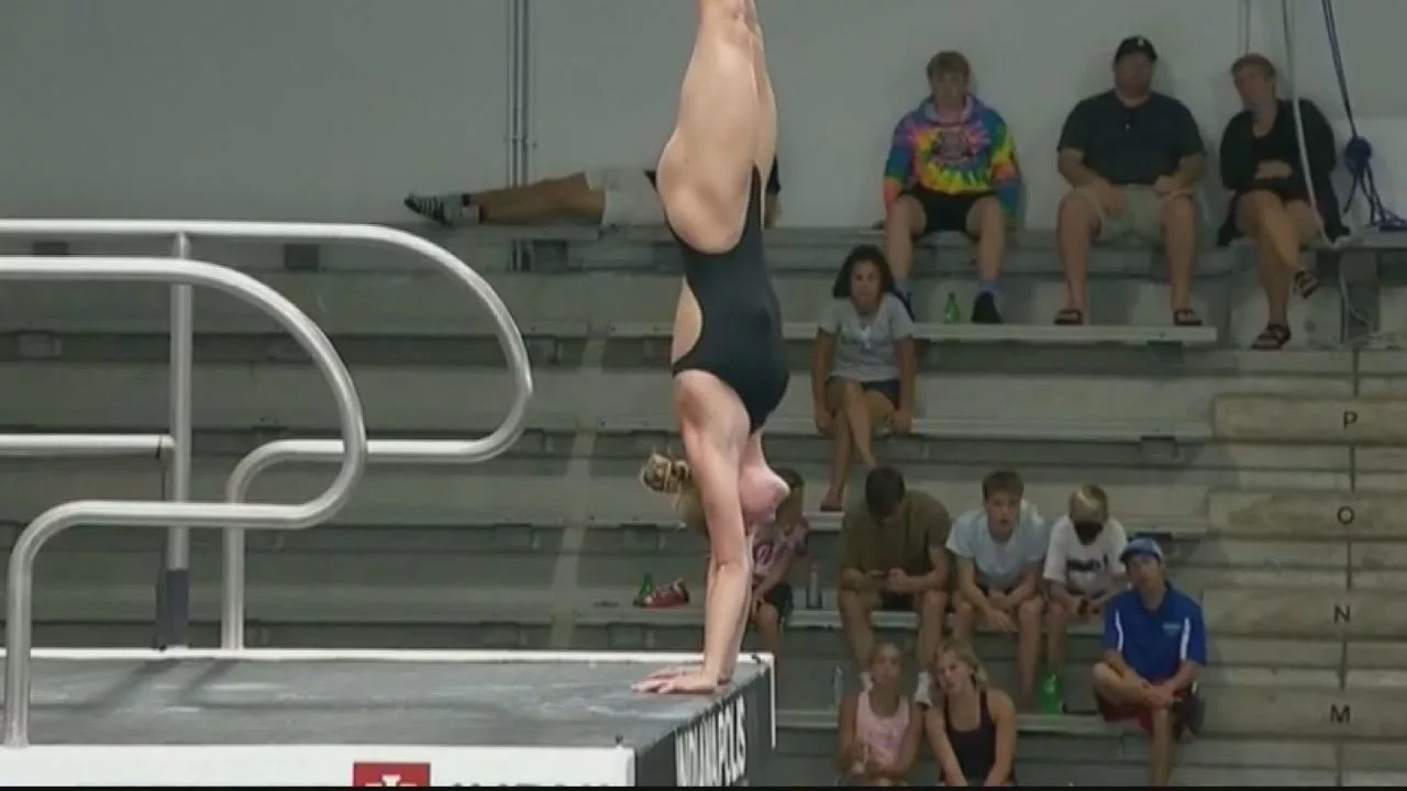 Diving Out on Top | News 4 Tucson KVOA-TV Diving Out on Top | News 4 Tucson KVOA-TV