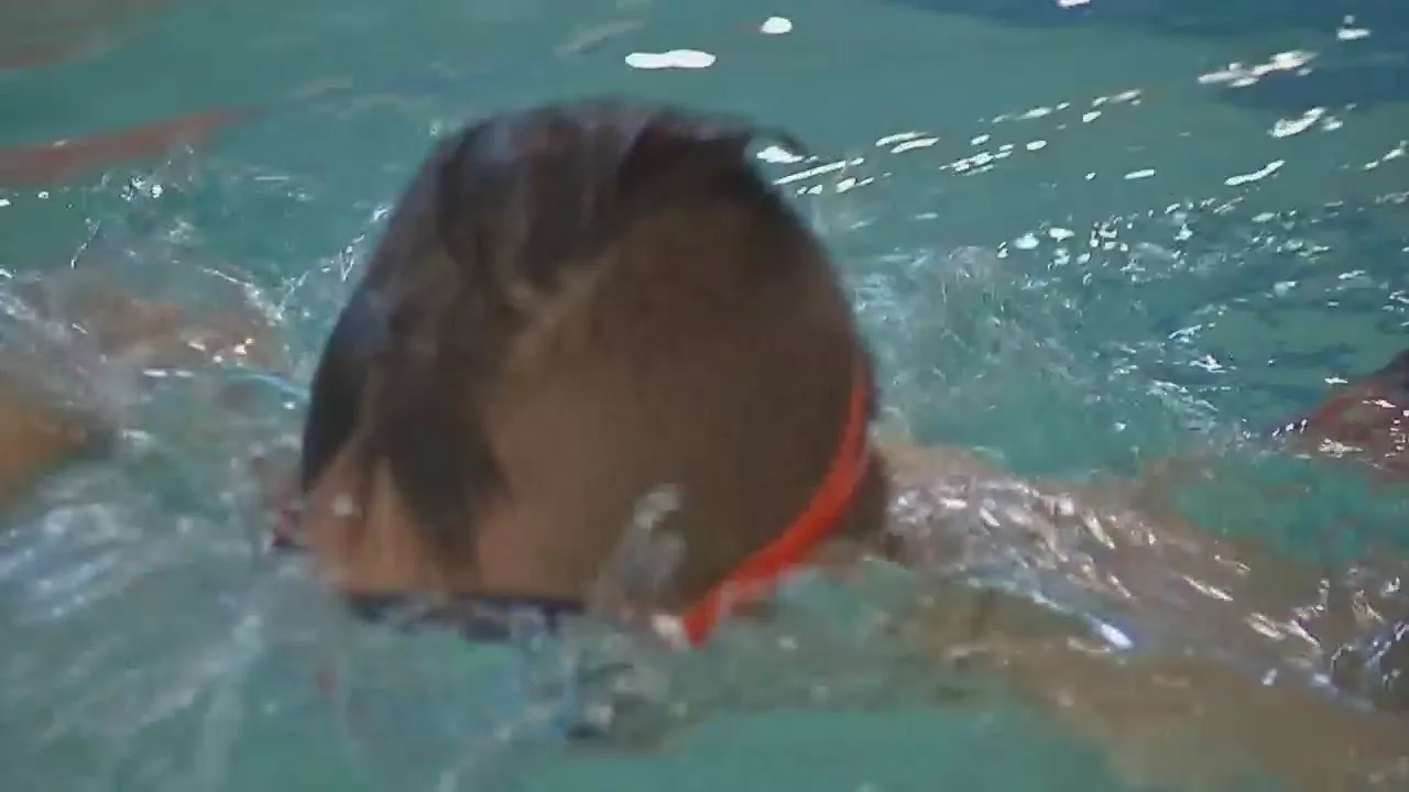 Teaching Safety Skills With Swimming Lessons | WIVBTV